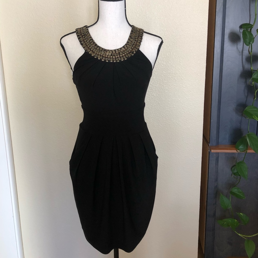 Gorgeous mini dress with beautiful detail